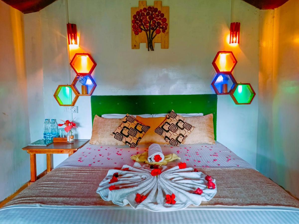 Experience The Comforts Of An Amazing Treehouse Sigiriya Eksteriør bilde